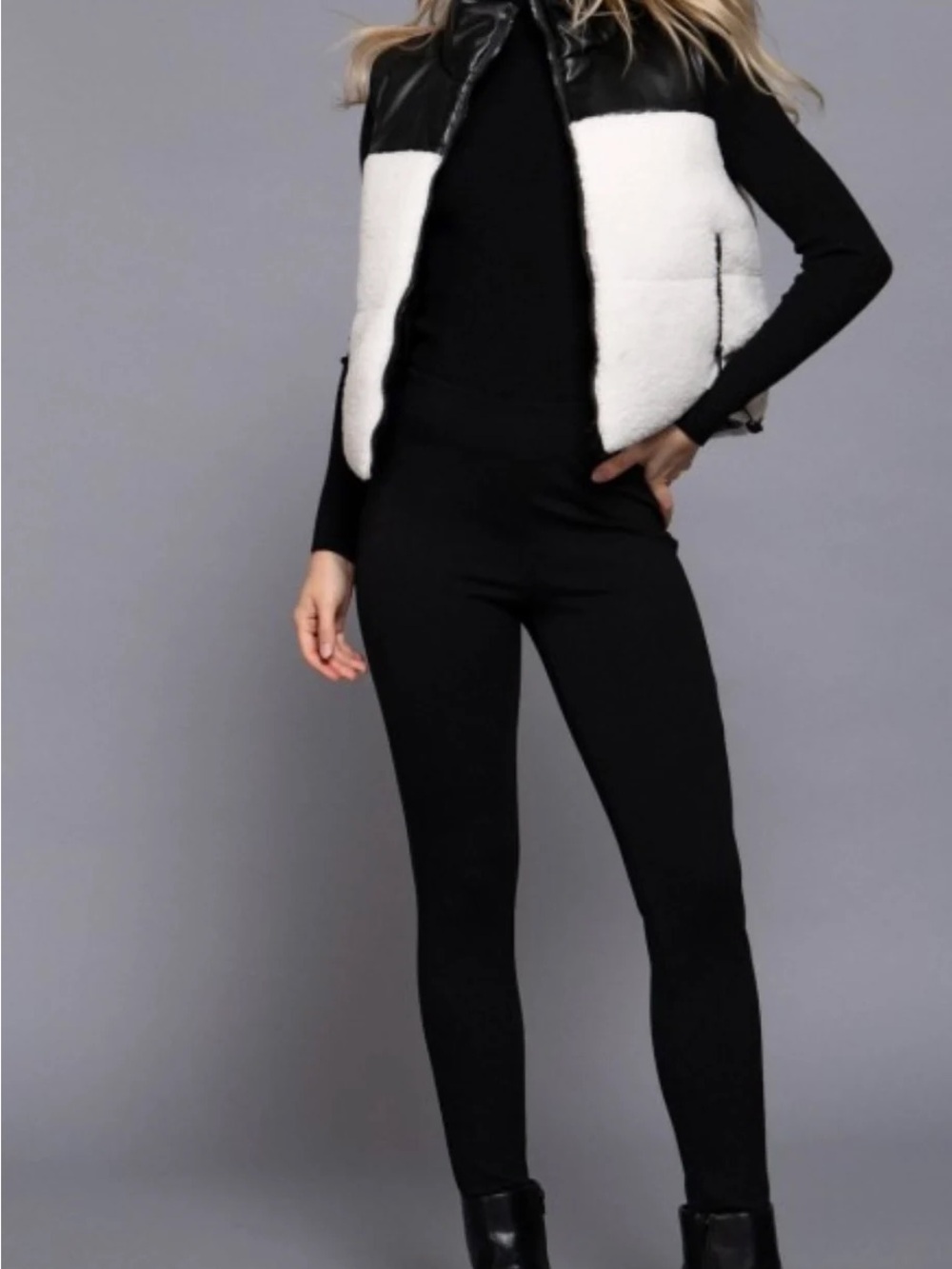 Women’s Black & White Fur Puffer Vest with Vegan Leather Reversible Large NWT - Picture 2 of 7